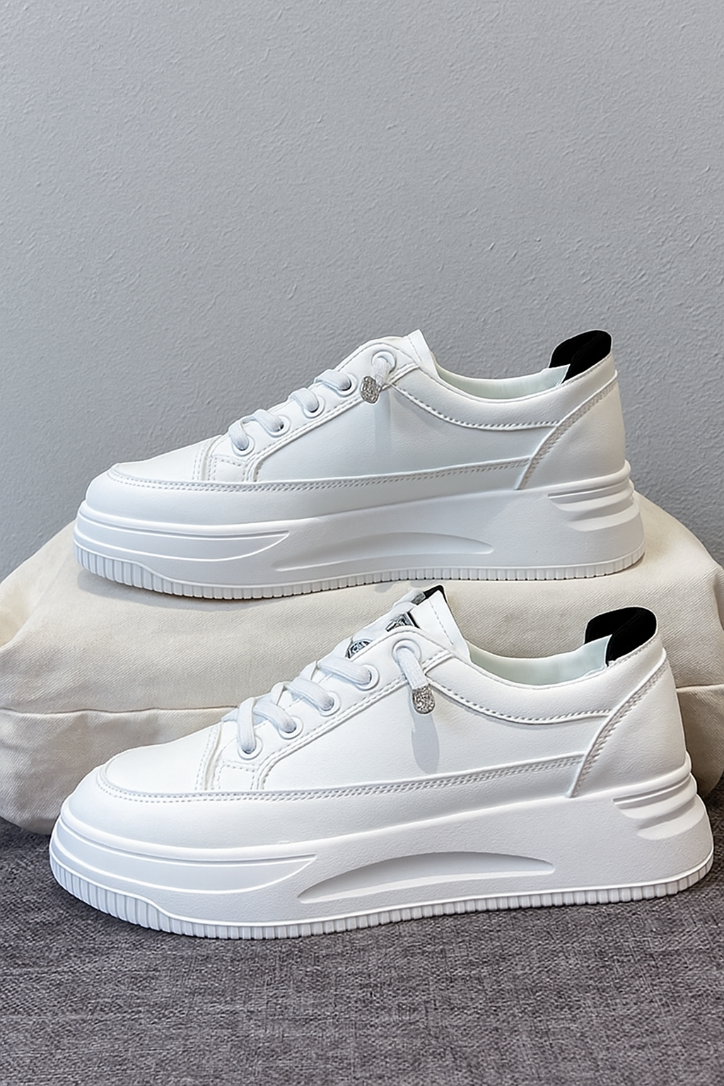Baskets Blanches Pour femmes NV-0 - Image 2